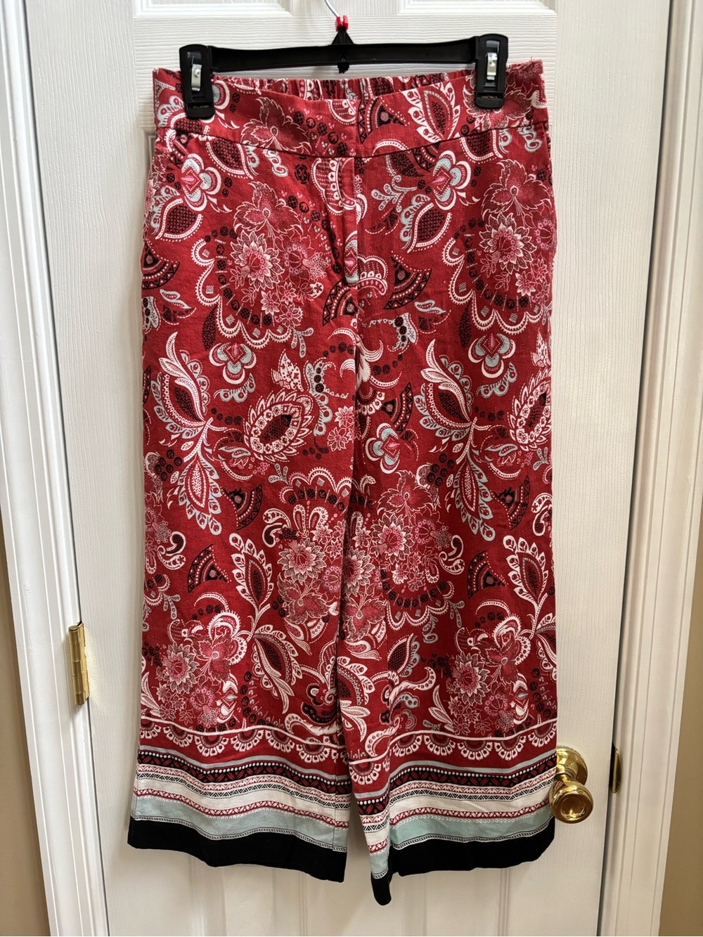 Ann Taylor Factory Red Paisley Cropped Wide-Leg Pants